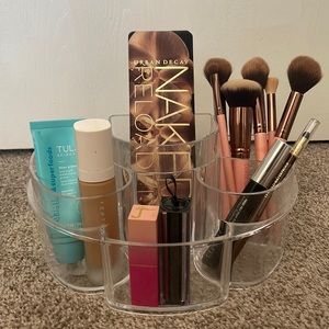 make up storage
